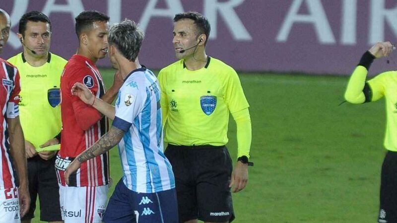 Los antecedentes de Racing y Flamengo con Piero Maza, el árbitro del partido de vuelta