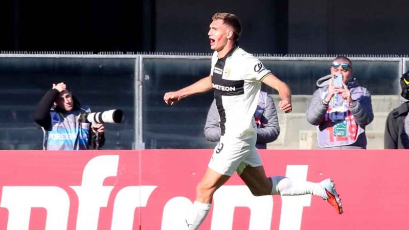 Pellegrino fue héroe y anotó doblete para el triunfo de Parma ante Hellas Verona