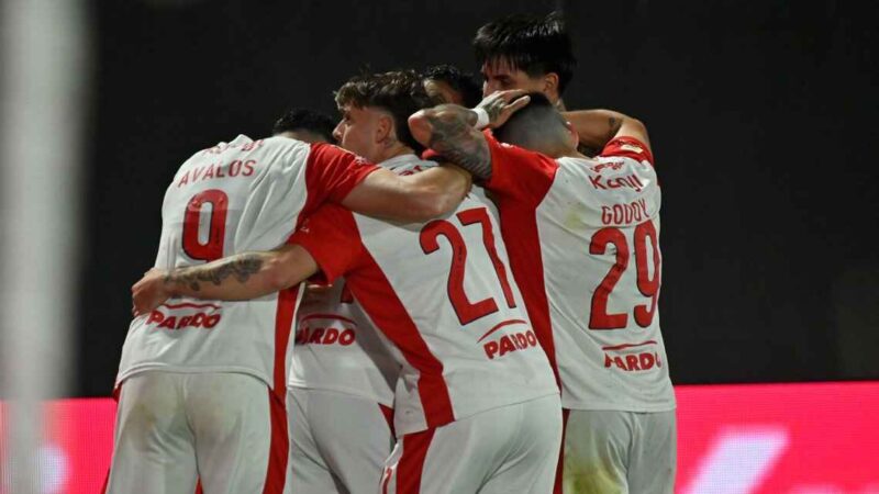 Independiente le ganó a Riestra en la última y todavía tiene chances de jugar la Sudamericana