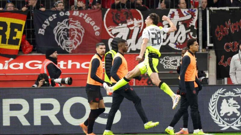 Aaron Anselmino ganó de cabeza y metió su primer gol en Borussia Dortmund