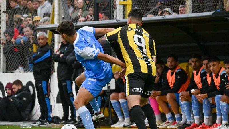 Estudiantes de Río Cuarto empató con Deportivo Madryn y jugará en Primera División