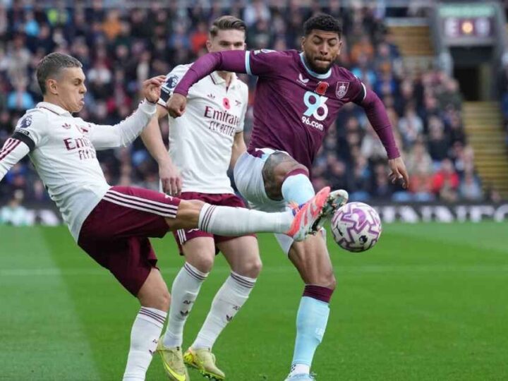 Arsenal venció a Burnley y se mantiene líder de la Premier League