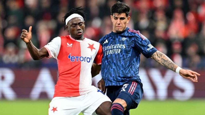 Arsenal continúa su racha imbatible y goleó en su visita a Slavia Praga en la Champions