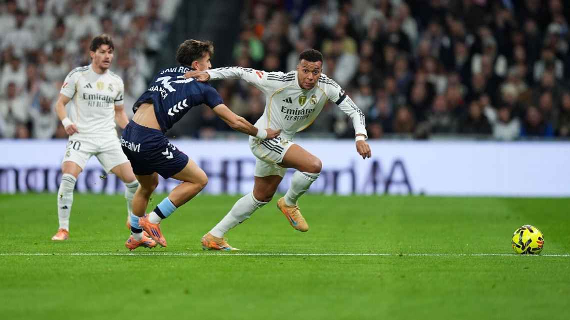 Real Madrid cayó ante Celta en el Bernabéu y se aleja de Barcelona en el liderato de LaLiga