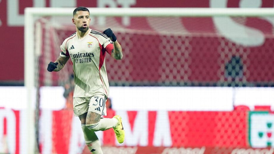 Gol de Nicolás Otamendi en el empate de Benfica con Sporting Braga