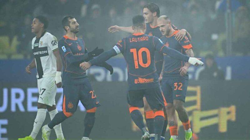 Inter ganó en su visita ante Parma y sigue como líder de la Serie A