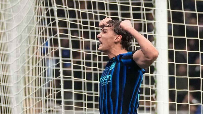 Inter lo ganó sobre el cierre ante Lecce y se afirma como líder de la Serie A