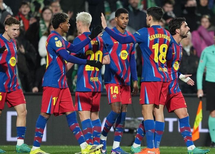 Con tensión hasta el final, Barcelona venció a Racing y avanzó a cuartos de final