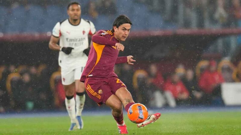 Roma empató con Milan en el Olímpico y el líder Inter se frota las manos
