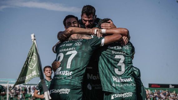 Sarmiento se hizo fuerte en Junín y venció a Atlético Tucumán