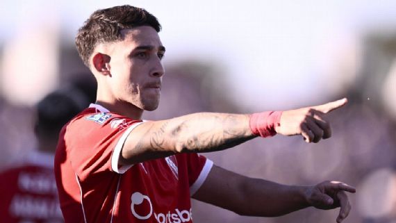 Independiente se impuso ante Platense y logró su primer triunfo en el Apertura