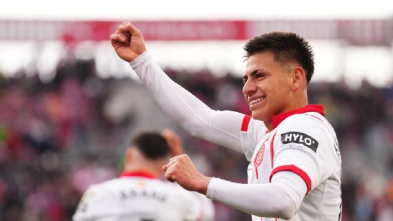 Echeverri brilló con asistencia y gol en la victoria de Girona ante Athletic