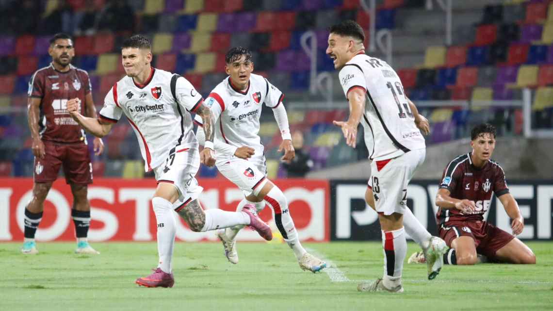 Newell’s se impuso ante Central Córdoba y respira en la pelea por la permanencia