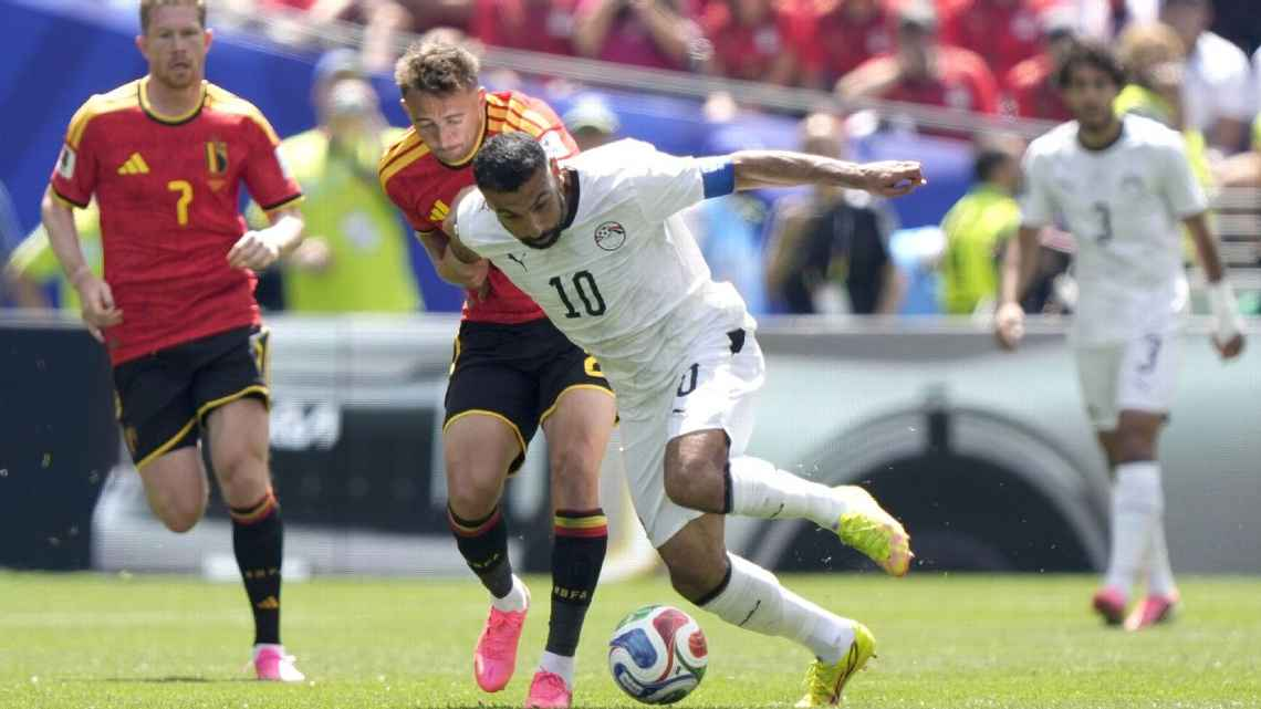 Bélgica rescató un empate ante Egipto y dejó abierto el Grupo G