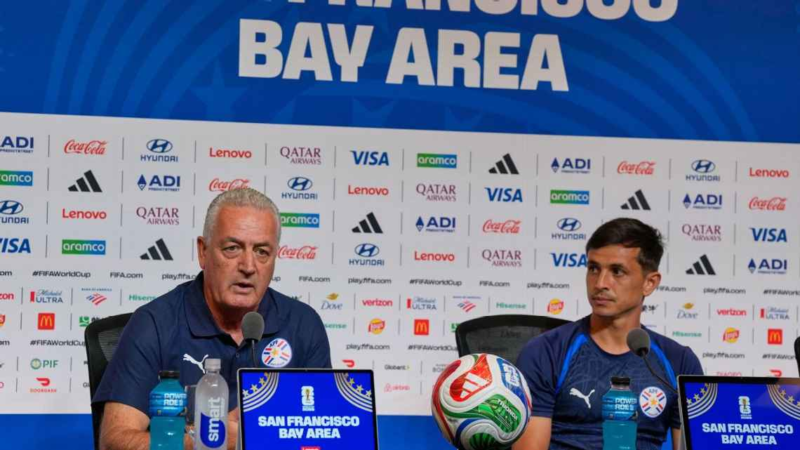 Alfaro reclamó igualdad de criterios tras la sanción a Almirón: «Lo único que pido es igualdad de condiciones»