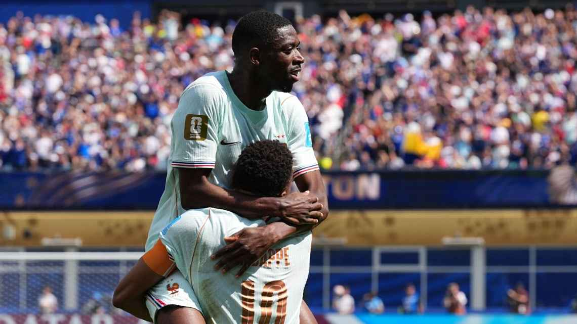 Francia goleó a Noruega con un Dembélé imparable y se quedó con el primer puesto del Grupo I